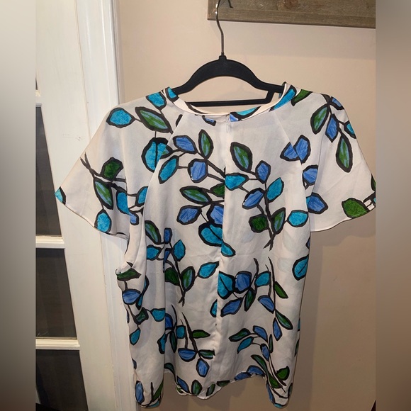 Liz Claiborne White and Blue Leaf Print Blouse short sleeve top shirt woman’s 2X - Picture 3 of 6